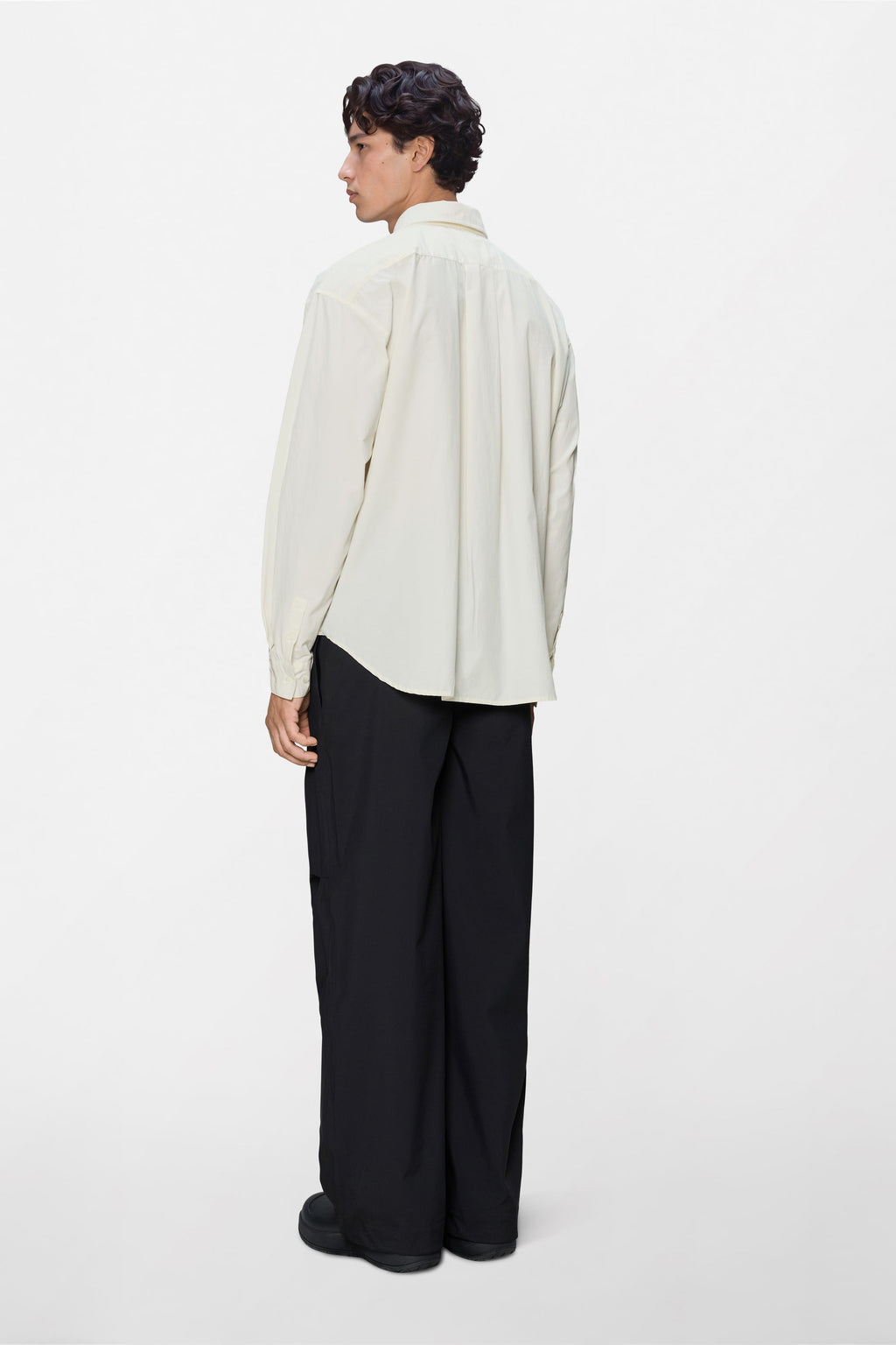 Light Woven Long Sleeve Shirt